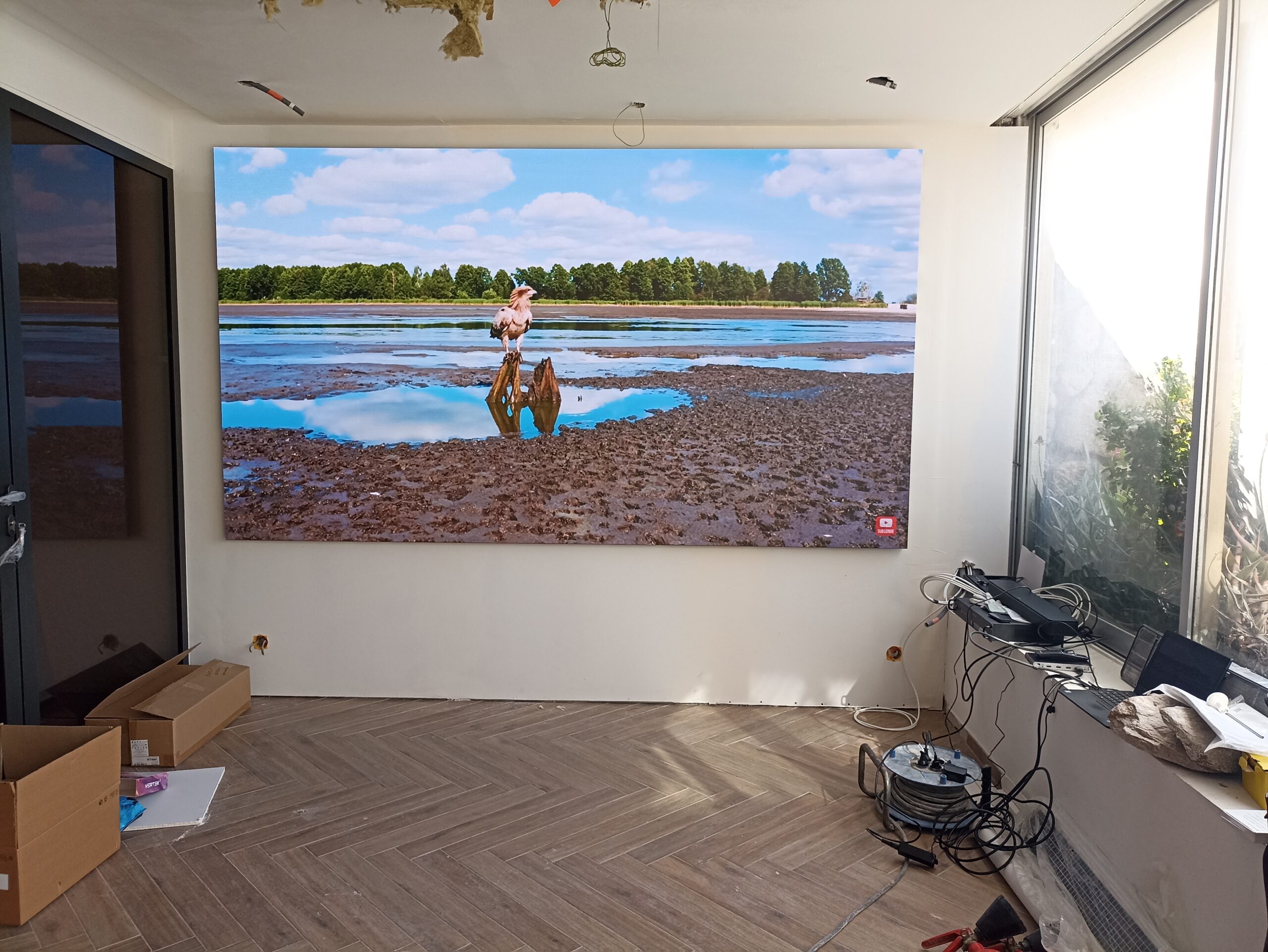 Imeens-Mur-LED-138-pouces-ecran-geant-indoor