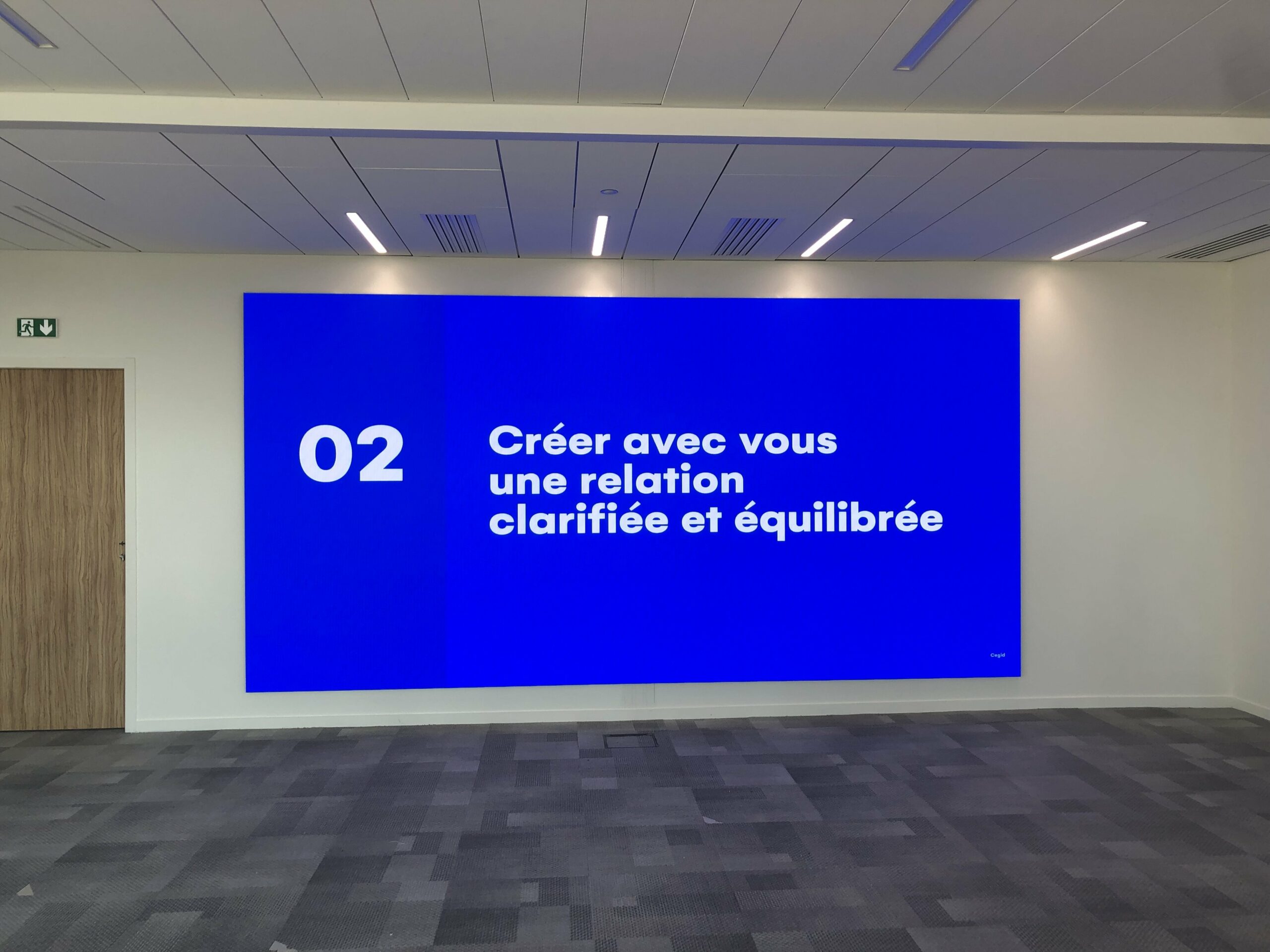 Écran géant led imeens intérieur mur d'image - cegid